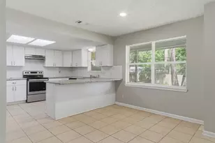 1122 Tigris Ln, Houston, TX 77090 - Photo 5