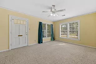 401 N Pruett St, Baytown, TX 77520 - Photo 11