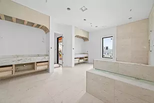 4046 Drummond St, Houston, TX 77025 - Photo 33