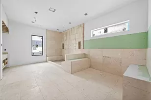 4046 Drummond St, Houston, TX 77025 - Photo 31