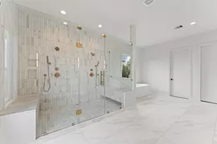 4046 Drummond St, Houston, TX 77025 - Photo 49