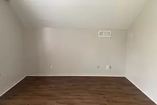 800 Travis St, Columbus, TX 78934 - Photo 5
