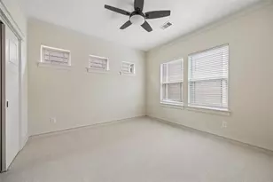 5924 Petty St, Houston, TX 77007 - Photo 17