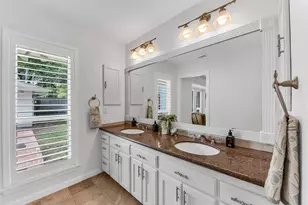 7706 Meadowbriar Ln, Houston, TX 77063 - Photo 19