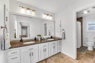 7706 Meadowbriar Ln, Houston, TX 77063 - Photo 17