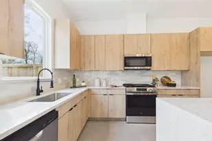 6052 Cebra Rd, Houston, TX 77091 - Photo 9