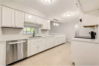 10123 Kent Towne Lane, Sugar Land, TX 77498 - Photo 3