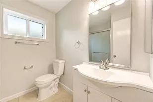 10123 Kent Towne Ln, Sugar Land, TX 77498 - Photo 15