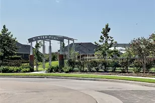 11915 Sanspereil Dr, Houston, TX 77047 - Photo 9