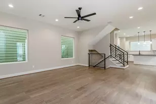 1439 W 25th St, Houston, TX 77008 - Photo 37