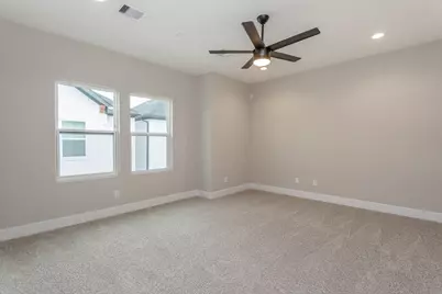 1439 W 25th Street #B, Houston, TX 77008 - Photo 5