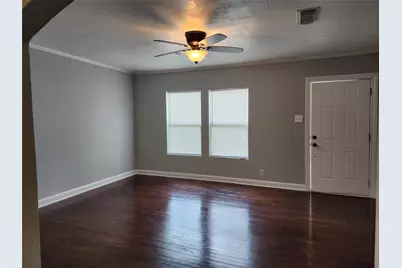 7124 Linden Street, Houston, TX 77087 - Photo 9