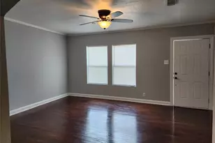 7124 Linden St, Houston, TX 77087 - Photo 9
