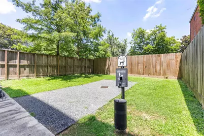 2802 Morrison Street #106, Houston, TX 77009 - Photo 33