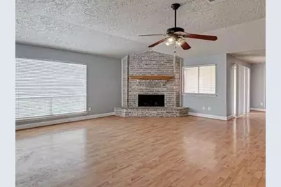 3610 Vineyard Drive, Houston, TX 77082 - Photo 3