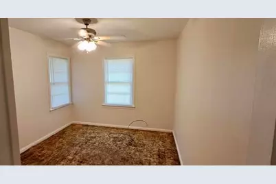 512 Azalea Avenue, Orange, TX 77630 - Photo 11