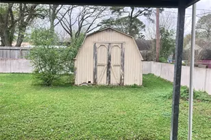 1313 N Noble Rd, Texas City, TX 77591 - Photo 21