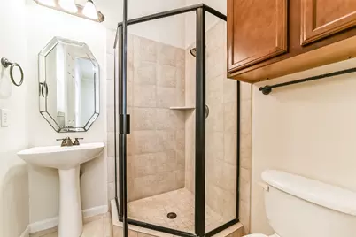 1117 Saint Agnes Street #E, Houston, TX 77030 - Photo 25