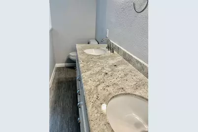 6674 Sylvan Road, Houston, TX 77023 - Photo 9