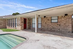 7035 Shanahan Dr, Beaumont, TX 77706 - Photo 33