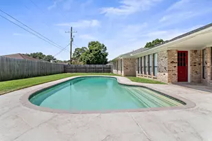 7035 Shanahan Dr, Beaumont, TX 77706 - Photo 37
