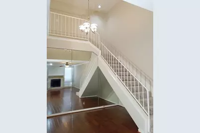 2409 Bering Drive #18, Houston, TX 77057 - Photo 5