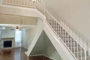 2409 Bering Dr, Houston, TX 77057 - Photo 5