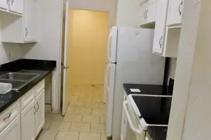 9797 Leawood Blvd, Houston, TX 77099 - Photo 1