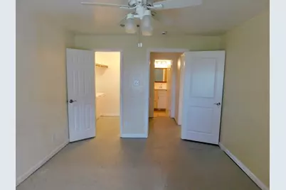 9797 Leawood Boulevard #402, Houston, TX 77099 - Photo 5