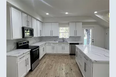 10811 River Oaks Drive, Conroe, TX 77385 - Photo 19