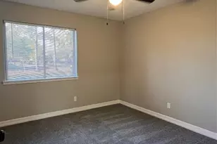 2203 Colonial Ct S, League City, TX 77573 - Photo 13