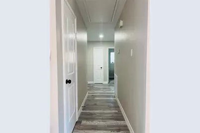 2203 Colonial Court S, League City, TX 77573 - Photo 9