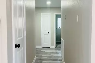 2203 Colonial Ct S, League City, TX 77573 - Photo 9