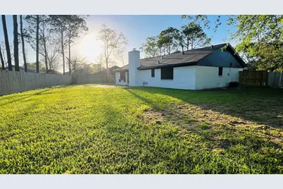 2203 Colonial Court S, League City, TX 77573 - Photo 21