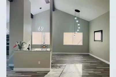 2203 Colonial Court S, League City, TX 77573 - Photo 5