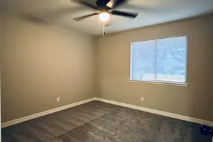 2203 Colonial Ct S, League City, TX 77573 - Photo 19