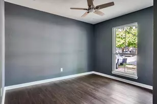 9814 Trumpet St, Houston, TX 77078 - Photo 21