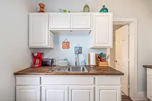 1904 Ave N, Galveston, TX 77550 - Photo 9