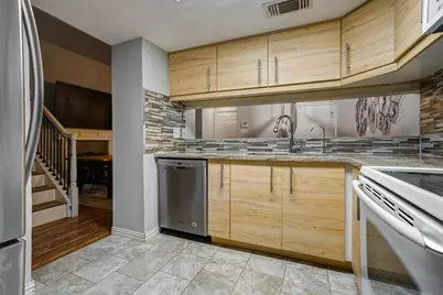 2601 Augusta Drive #26, Houston, TX 77057 - Photo 1