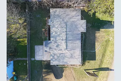 305 Miles Road, Bacliff, TX 77518 - Photo 17