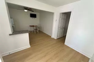 305 Miles Rd, Bacliff, TX 77518 - Photo 3