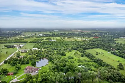 10935 Highway 6, Hitchcock, TX 77510 - Photo 19