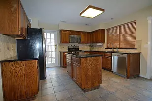 16006 Maple Acres Ct, Houston, TX 77095 - Photo 9