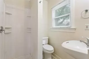 1133 Bayland Ave, Houston, TX 77009 - Photo 7