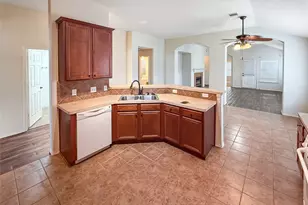 19531 S Village Of Bridgestone Ln, Spring, TX 77379 - Photo 11