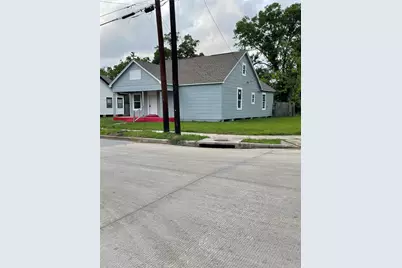 347 E Elgie Street, Beaumont, TX 77705 - Photo 3