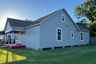 347 E Elgie St, Beaumont, TX 77705 - Photo 5