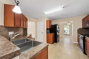 2103 Feather Hill Dr, Rosenberg, TX 77471 - Photo 5