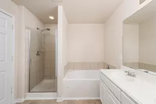 2103 Feather Hill Dr, Rosenberg, TX 77471 - Photo 13