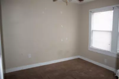 138 S Pecan Drive, Texas City, TX 77591 - Photo 5